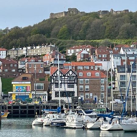 Herring Girl House - Harbourside Property, Sleeps 8 Scarborough Kültér fotó