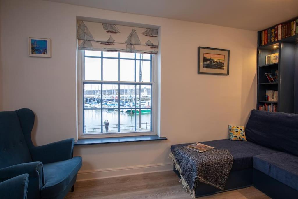 Herring Girl House - Harbourside Property, Sleeps 8 Scarborough Kültér fotó