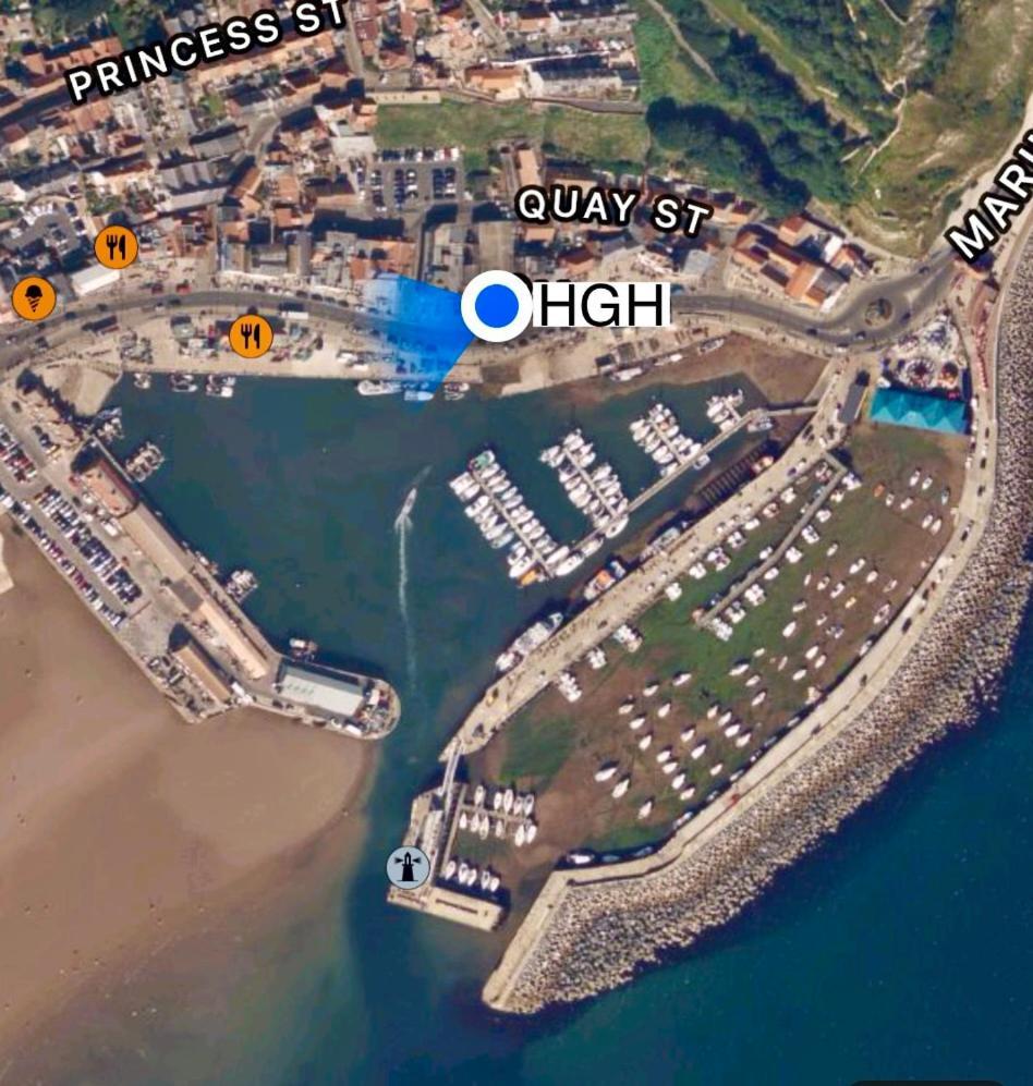 Herring Girl House - Harbourside Property, Sleeps 8 Scarborough Kültér fotó